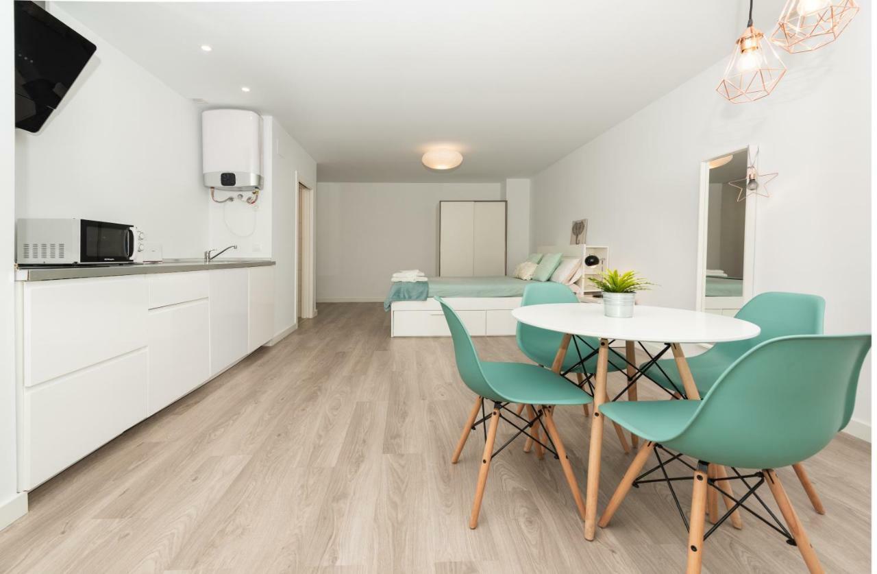 דירות מאלגה Fantasticos Lofts Malagueta מראה חיצוני תמונה